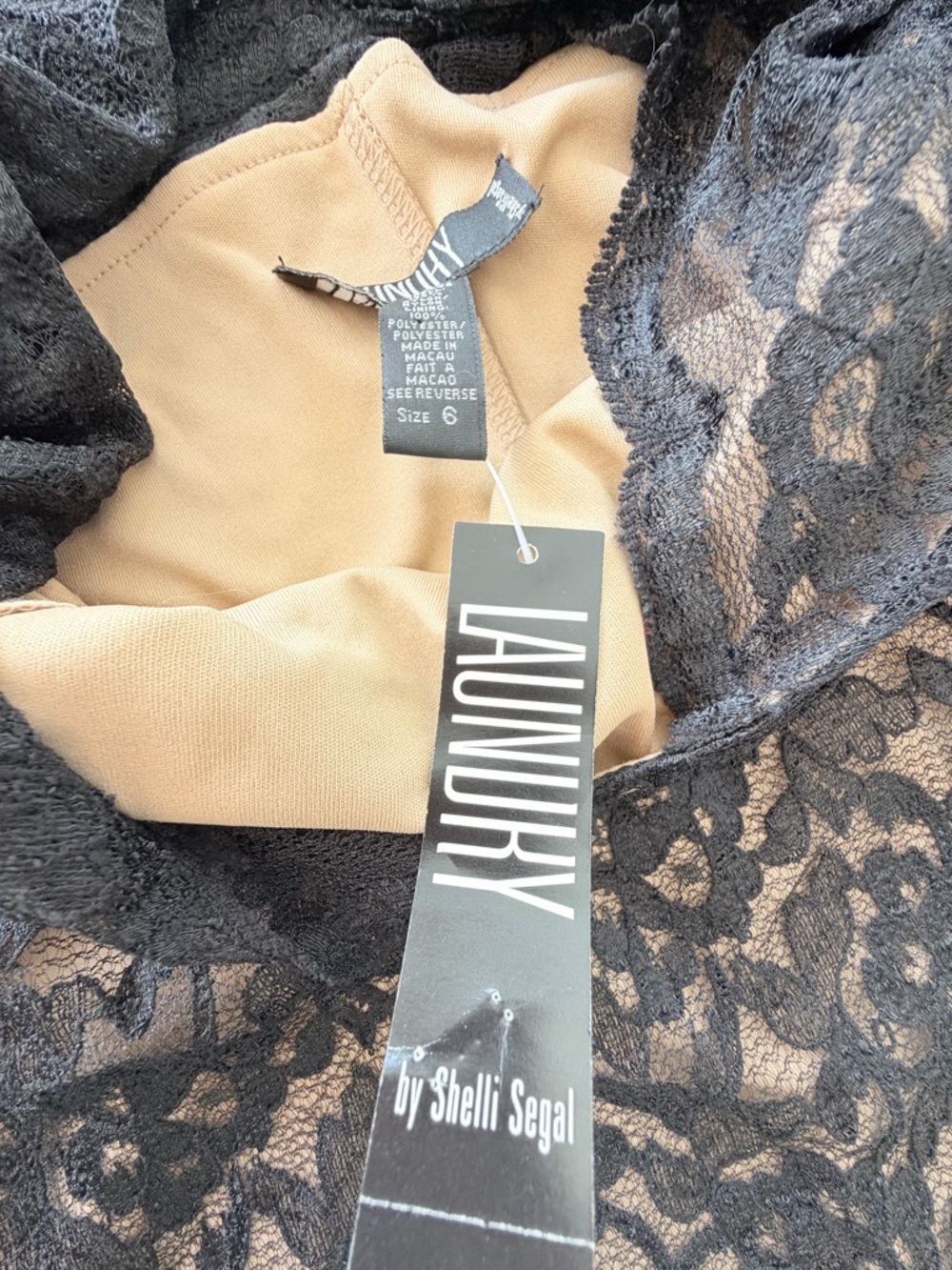 NWT Laundry by Shelli Segal Black Lace Bell Sleeve Mini Dress - Size 6 - Picture 11 of 16